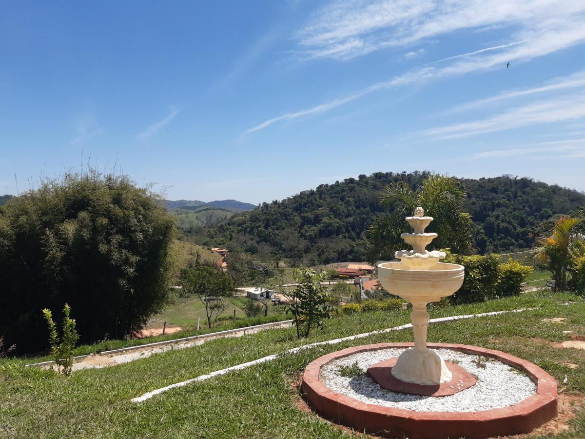 Restaurante E Pousada Chique Na Roça Estalagem *